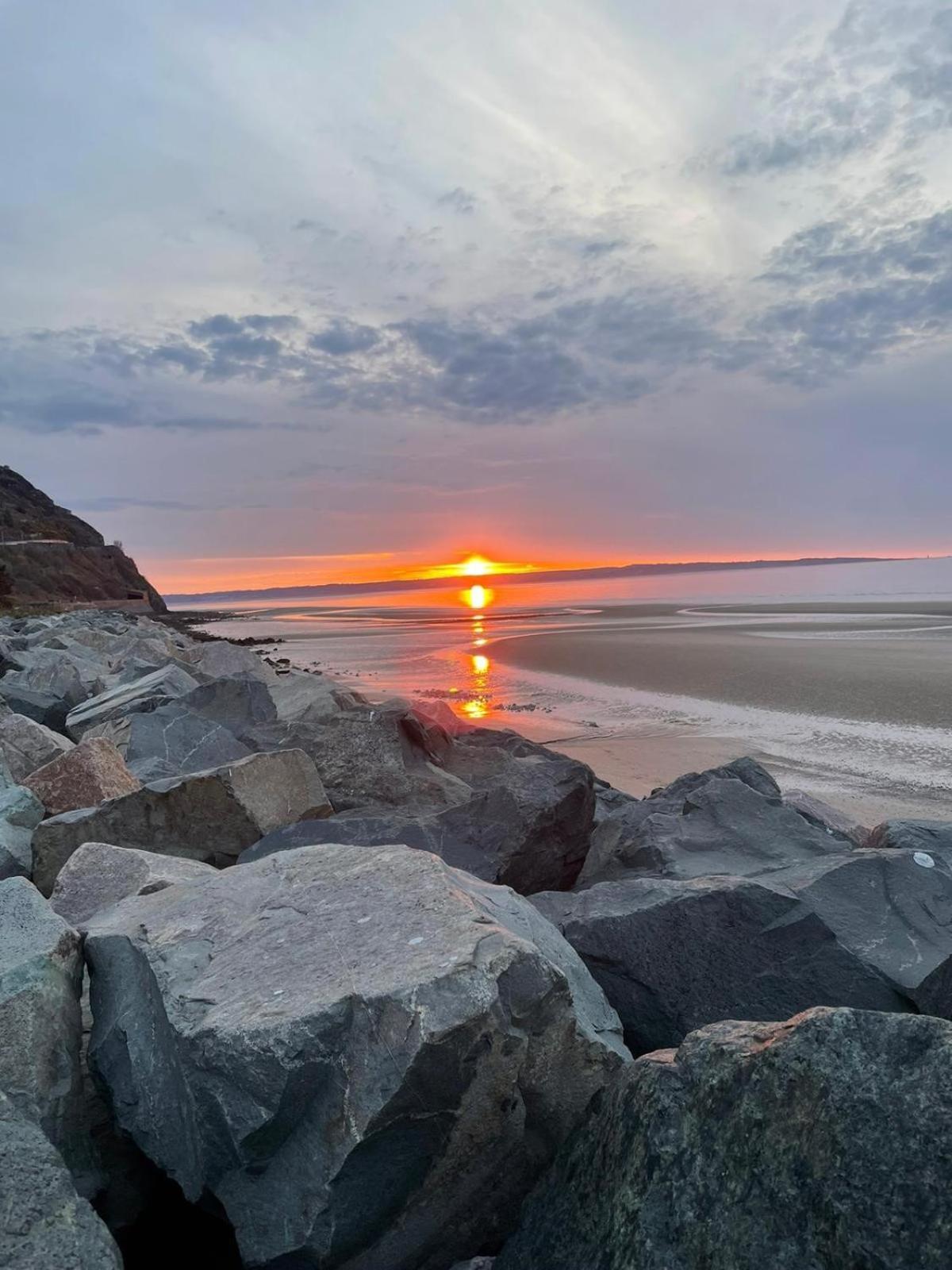 Fantastic Sea Views At Century'S Old Alma'S Cottage - Sleeps Up To 8 Guests Penmaen-mawr Exteriér fotografie