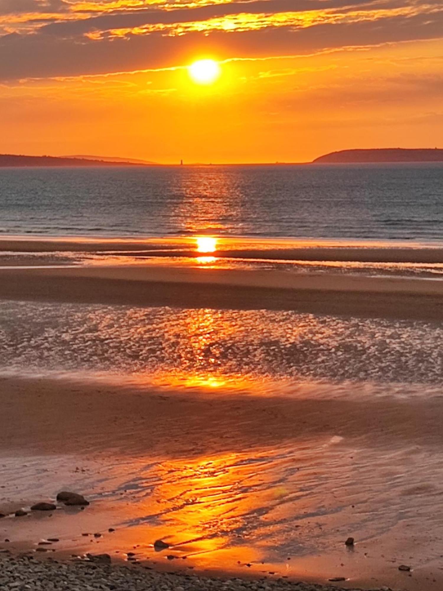 Fantastic Sea Views At Century'S Old Alma'S Cottage - Sleeps Up To 8 Guests Penmaen-mawr Exteriér fotografie